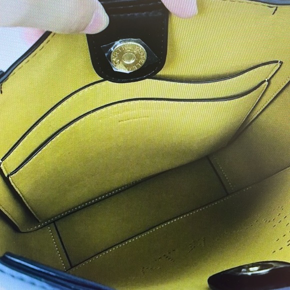 Stella McCartney Logo Crossbody Bag Black - Picture 10 of 11